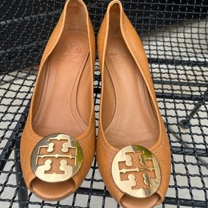 Tory Burch Wedge - Tan